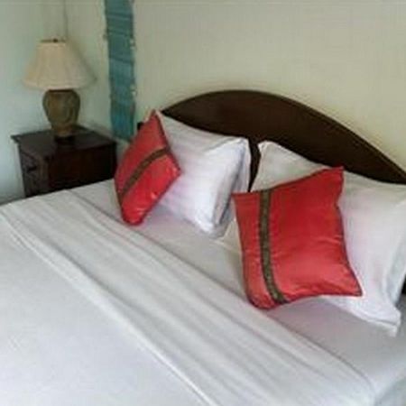 Aow Noi Sea View Resort Прачуапкхирикхан Экстерьер фото